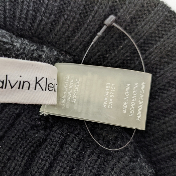 Woman hat Calvin Klein - Picture 7 of 7